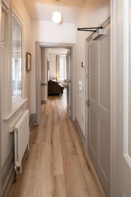 3 Castle Mews *